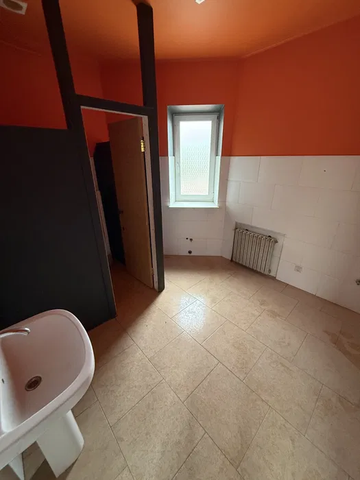 Лофтове приміщення 269 м² в центрі, низька комуналка — 3