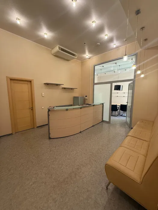 Офісне приміщення 168 м² в ЖК «Славія»